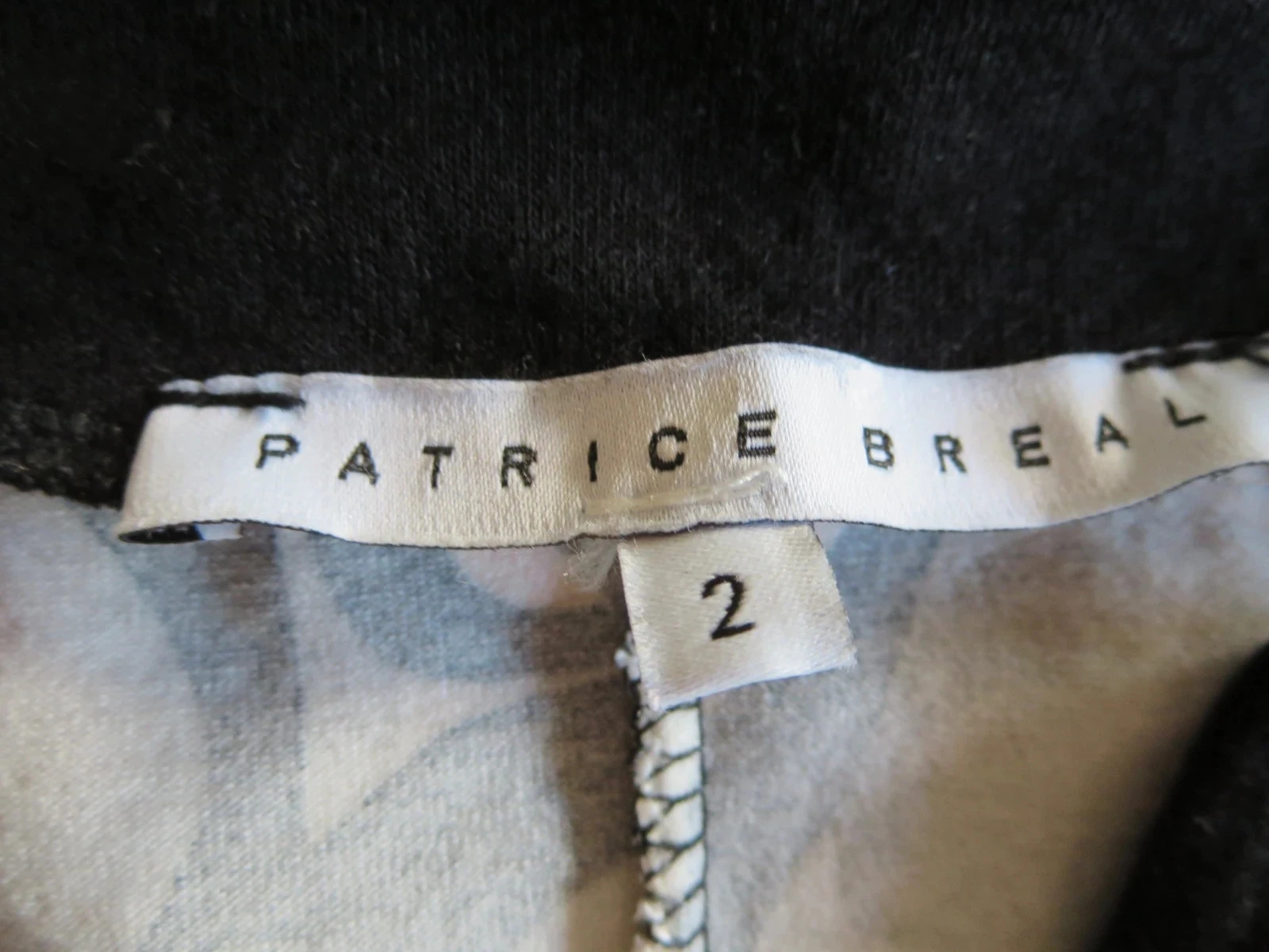 Robe Patrice Bréal Noir, Blanc & Rouge – Taille 38/40 – Très bon état – photo 3